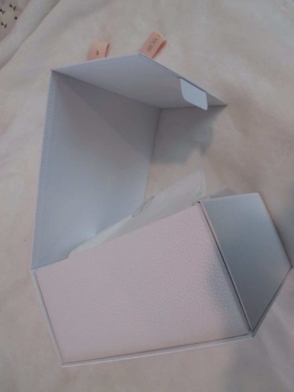 Dior Gift Box - Picture 3 of 4